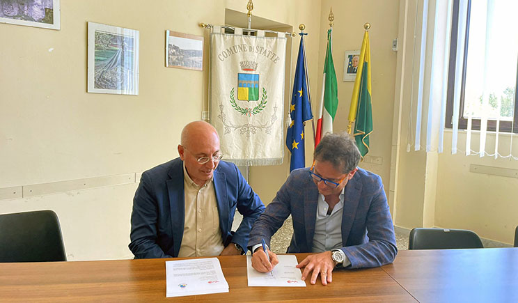 9WindiStatte7mayfirmaprotocollo.jpg
